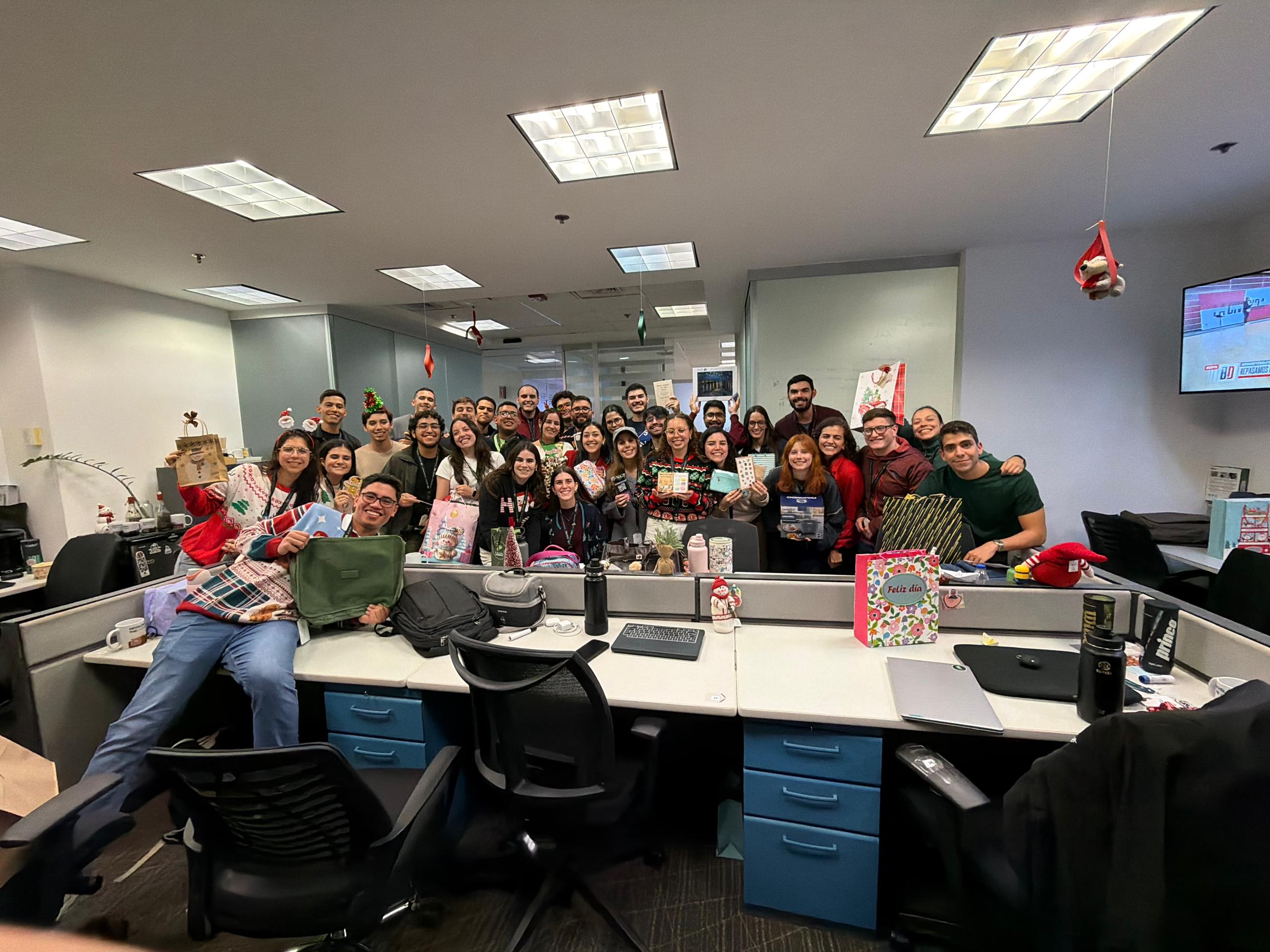 Secret Santa Avila Tek 2025